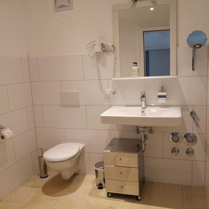Gutshof Ferienwohnung In Seenaehe Diessen am Ammersee Exterior foto